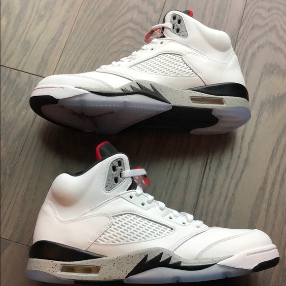 New/Unworn Air Jordan 5 white cement 136027-104 - Picture 3 of 8